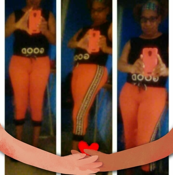 Meet your Posher, Monica - Picture 1 of 1